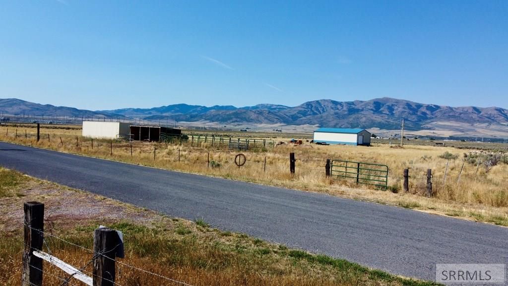 Image 28 of property listing at 22827 S Race Track Road, Downey, ID 83234