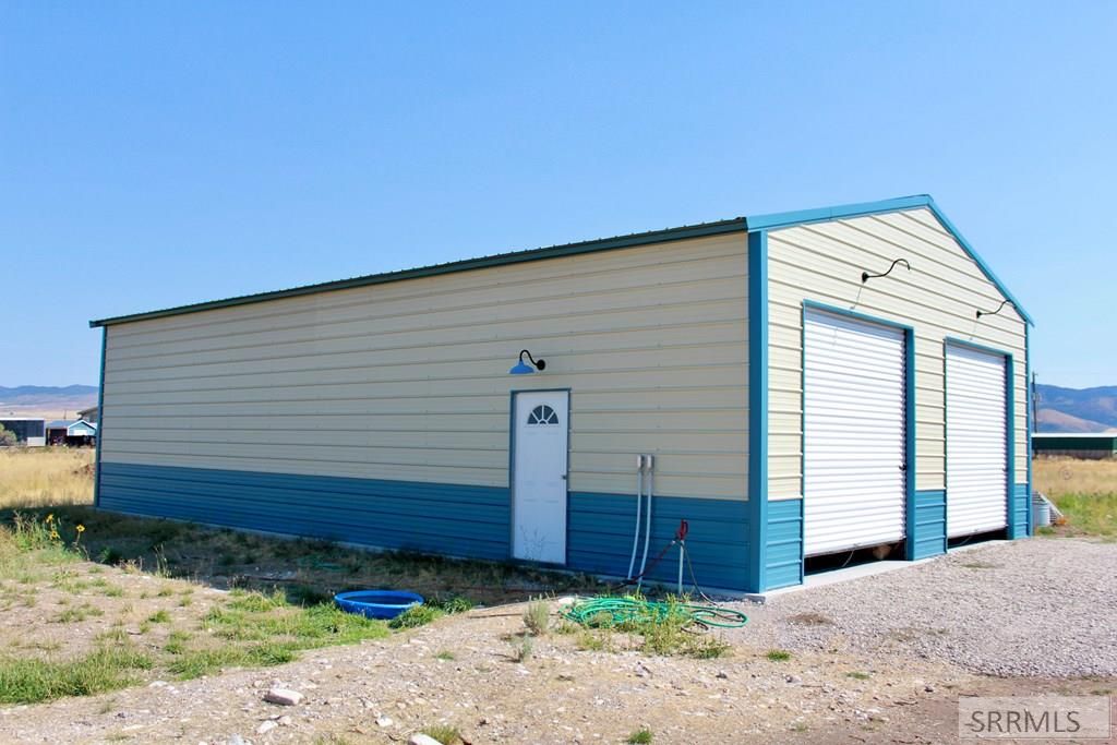 Image 3 of property listing at 22827 S Race Track Road, Downey, ID 83234