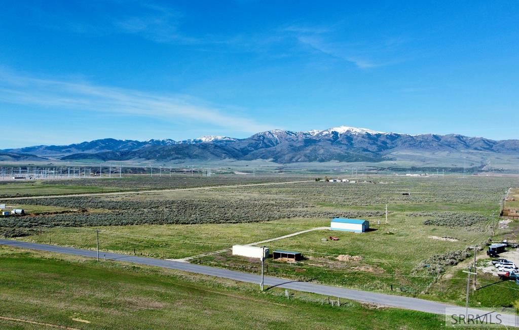 Image 4 of property listing at 22827 S Race Track Road, Downey, ID 83234