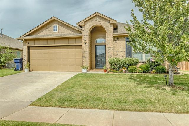 2517 Colby Court, Yukon, OK 73099