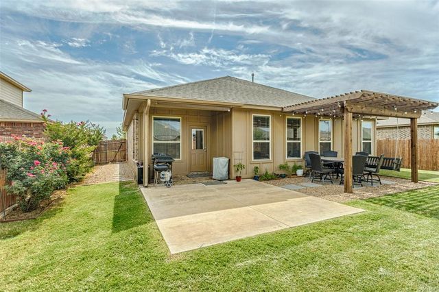 2517 Colby Court, Yukon, OK 73099