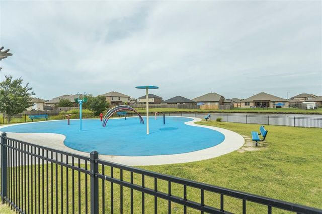 2517 Colby Court, Yukon, OK 73099