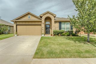 2517 Colby Court, Yukon, OK 73099