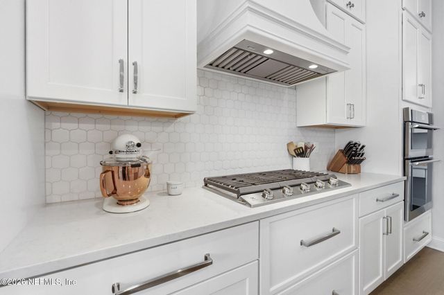 140 COURTNEY OAKS Drive, St. Augustine, FL 32092