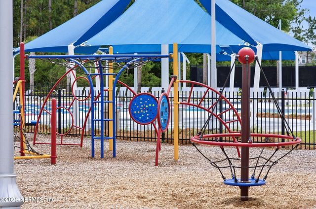 140 COURTNEY OAKS Drive, St. Augustine, FL 32092