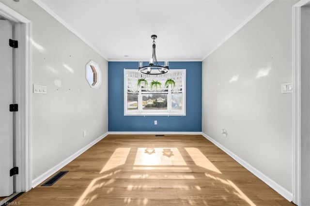 193 Deerfield Country Road, Randleman, NC 27317