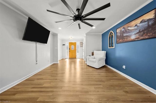 193 Deerfield Country Road, Randleman, NC 27317