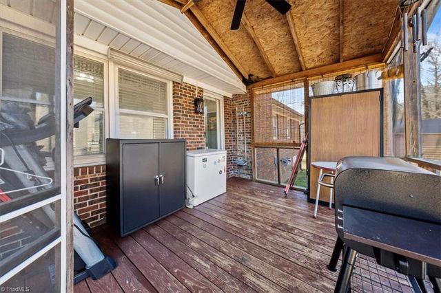 193 Deerfield Country Road, Randleman, NC 27317