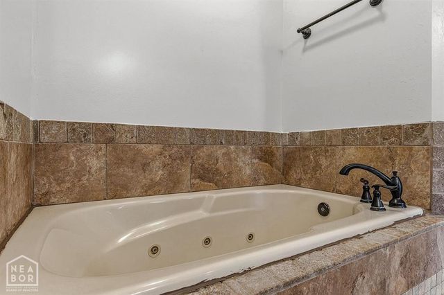 6228 Merrell Drive, Jonesboro, AR 72404