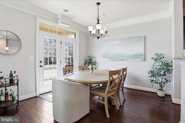 21179 ASHBURN HEIGHTS DR, Ashburn, VA 20148