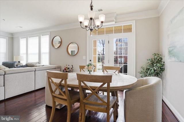 21179 ASHBURN HEIGHTS DR, Ashburn, VA 20148