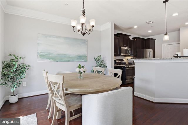 21179 ASHBURN HEIGHTS DR, Ashburn, VA 20148