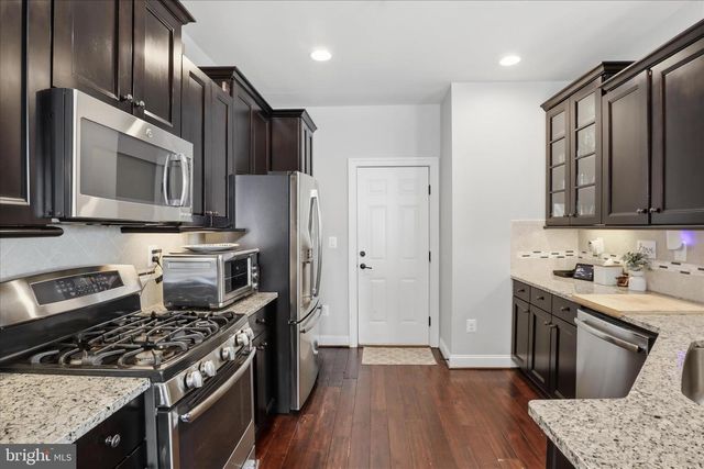 21179 ASHBURN HEIGHTS DR, Ashburn, VA 20148
