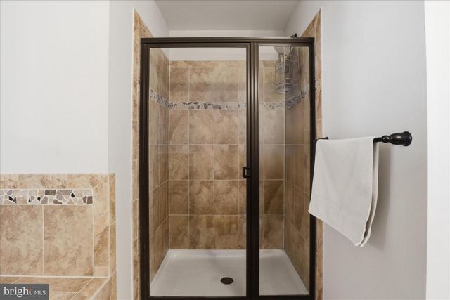 21179 ASHBURN HEIGHTS DR, Ashburn, VA 20148