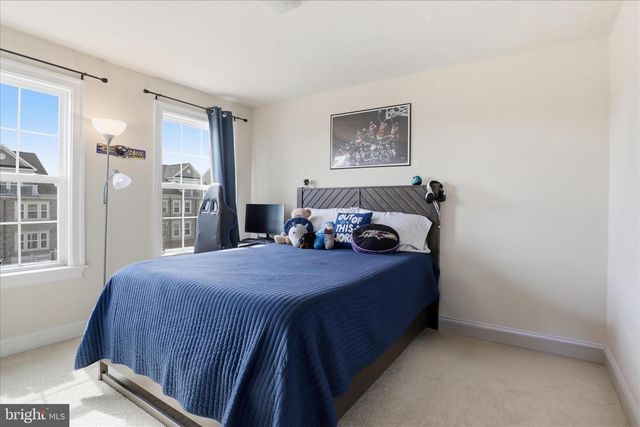21179 ASHBURN HEIGHTS DR, Ashburn, VA 20148
