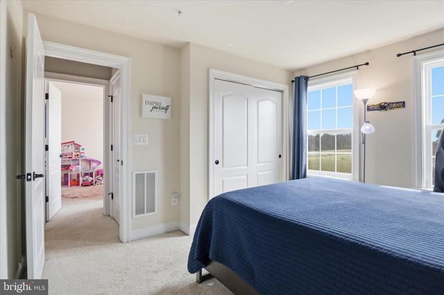21179 ASHBURN HEIGHTS DR, Ashburn, VA 20148