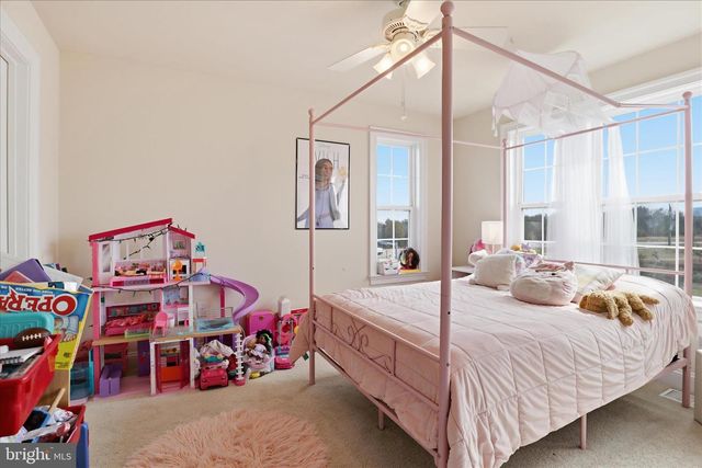21179 ASHBURN HEIGHTS DR, Ashburn, VA 20148
