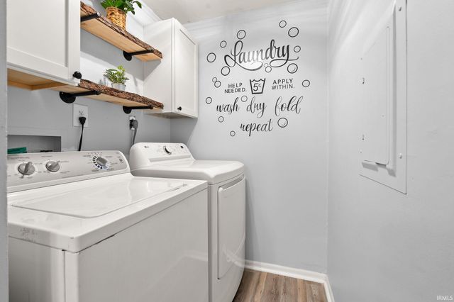 8108 Newfield Drive, Fort Wayne, IN 46815