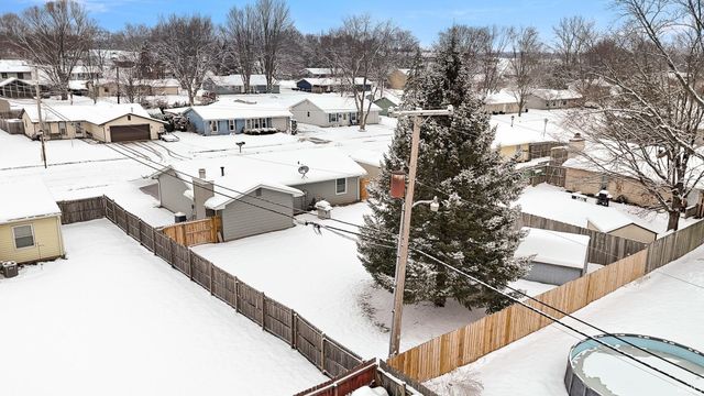 8108 Newfield Drive, Fort Wayne, IN 46815