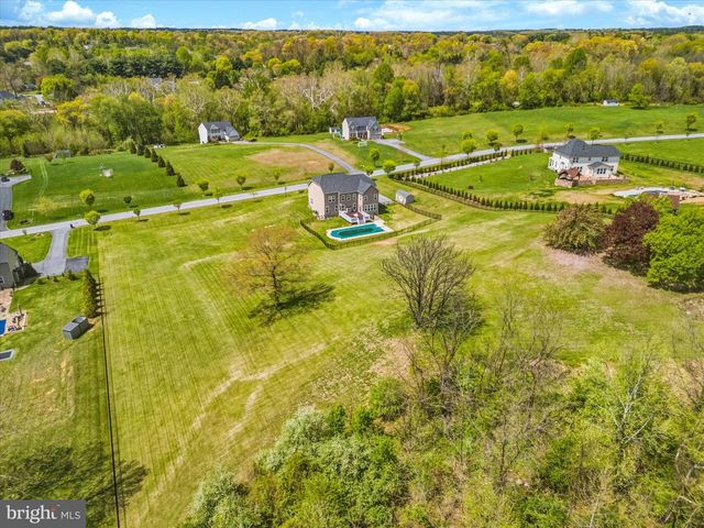 3127 ROBERTS LNDG, Finksburg, MD 21048