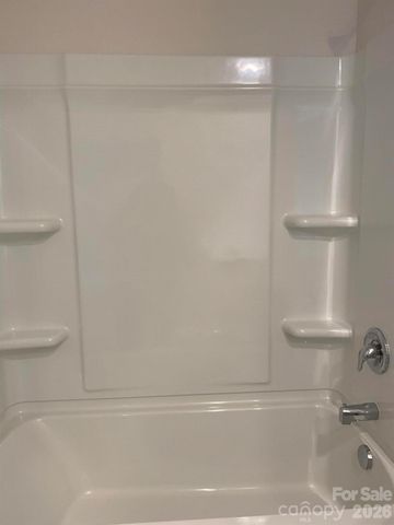 2209 Rolling Hills Drive, Dallas, NC 28034