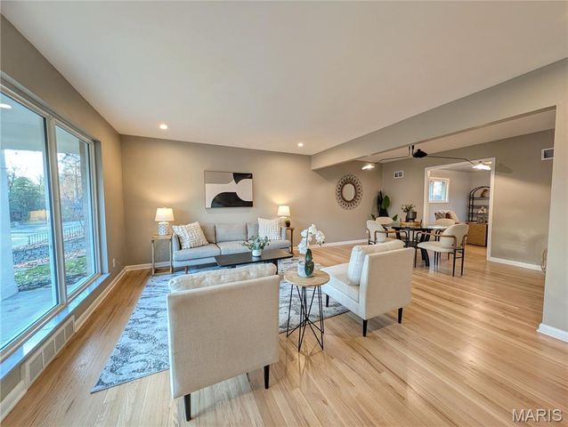 7639 Capilia Drive, Crestwood, MO 63123