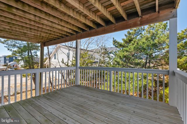 2205 N CENTRAL AVE, Surf City, NJ 08008