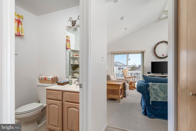 2205 N CENTRAL AVE, Surf City, NJ 08008