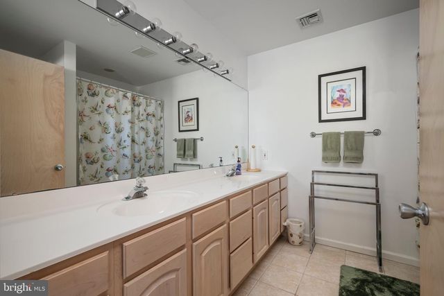 2205 N CENTRAL AVE, Surf City, NJ 08008