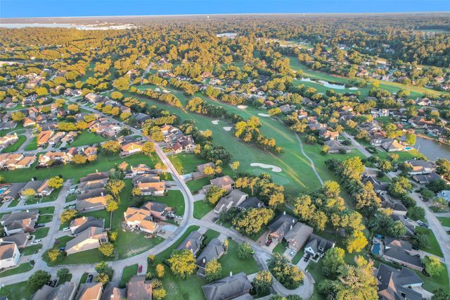 103 Cove W, Montgomery, TX 77356