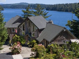83505 S COVE Way, Florence, OR 97439