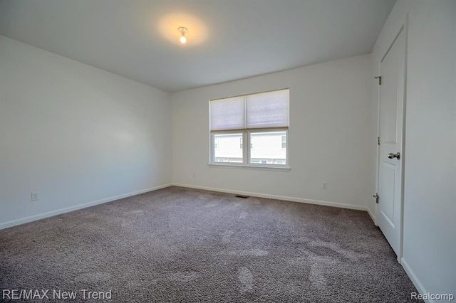 3293 Chambers, Wixom, MI 48393