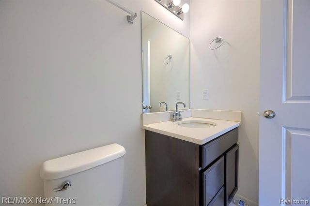 3293 Chambers, Wixom, MI 48393