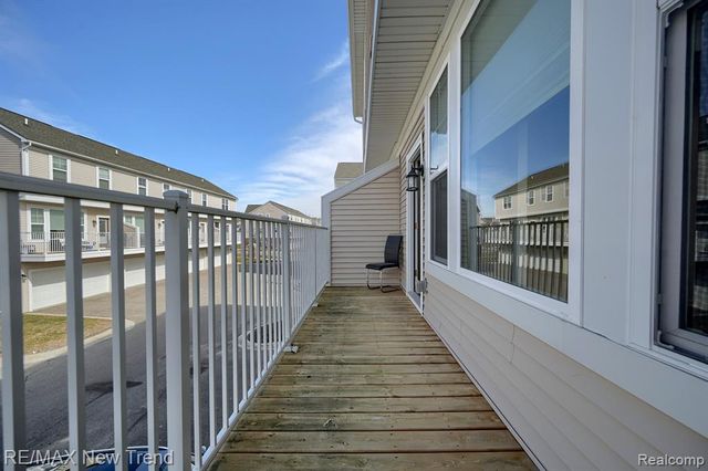 3293 Chambers, Wixom, MI 48393