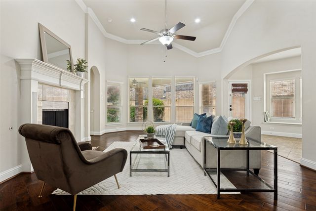 5529 Dearborn Lane, Garland, TX 75040