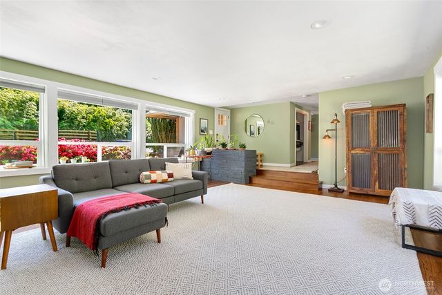 1909 Division Street NW, Olympia, WA 98502