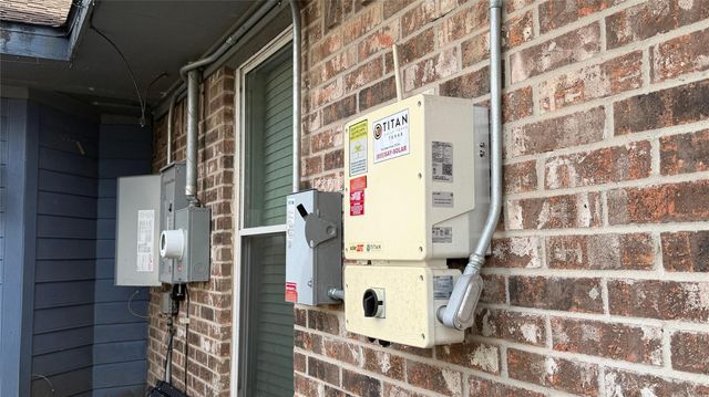 227 County Road 912a, Brazoria, TX 77422