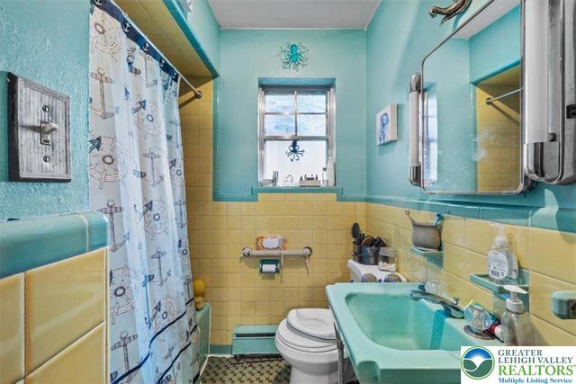 507 Dalton Street, Emmaus Boro, PA 18049