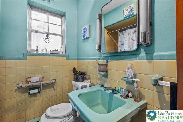 507 Dalton Street, Emmaus Boro, PA 18049