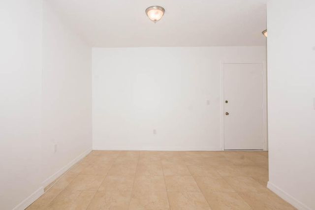 301 Croton Avenue 310, Lantana, FL 33462