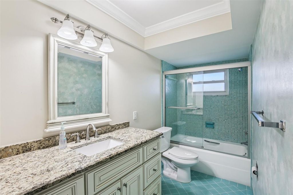 Image 18 of property listing at 5108 BRITTANY DRIVE S 805, St Petersburg, FL 33715