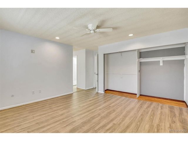 10128 E Weaver Pl, Englewood, CO 80111