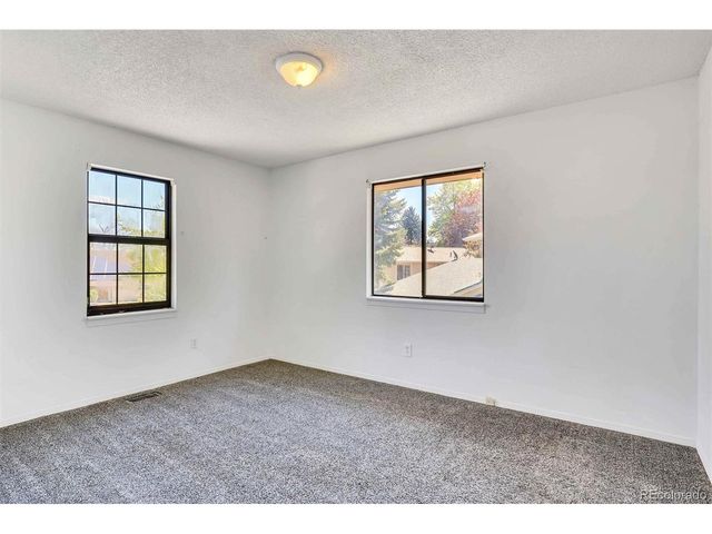 10128 E Weaver Pl, Englewood, CO 80111