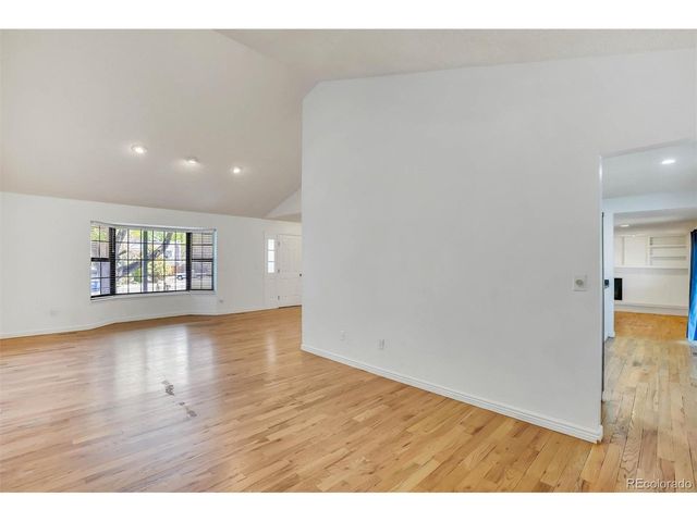 10128 E Weaver Pl, Englewood, CO 80111