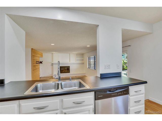 10128 E Weaver Pl, Englewood, CO 80111