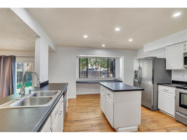 10128 E Weaver Pl, Englewood, CO 80111