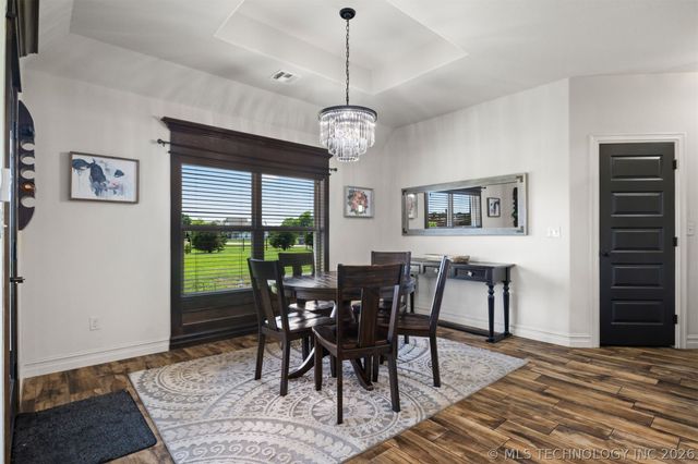 5100 E Hickory Bluff Drive, Claremore, OK 74019