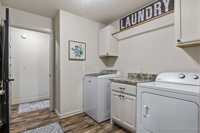 5100 E Hickory Bluff Drive, Claremore, OK 74019