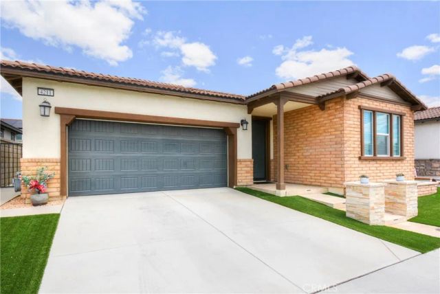 4211 E Cielo Privado, Ontario, CA 91761