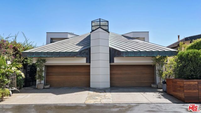 25252 Malibu Road Lower Unit, Malibu, CA 90265